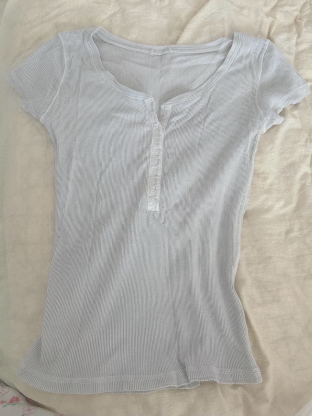 Women’s White Ribbed Short-Sleeve Henley Top